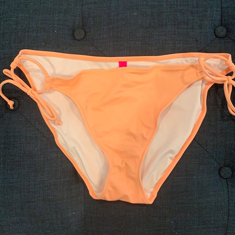 Victoria’s Secret Bikini Bottom Sz M